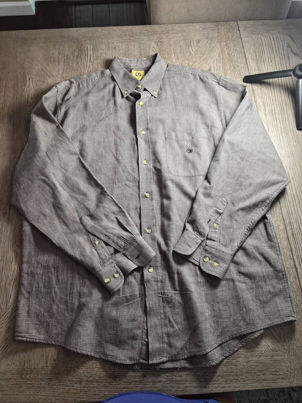 Duck Head Men's Button-Down Shirt in Gray